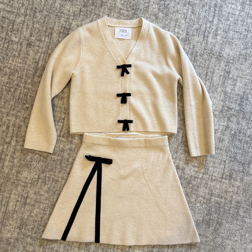 Knit Zara skirt set!